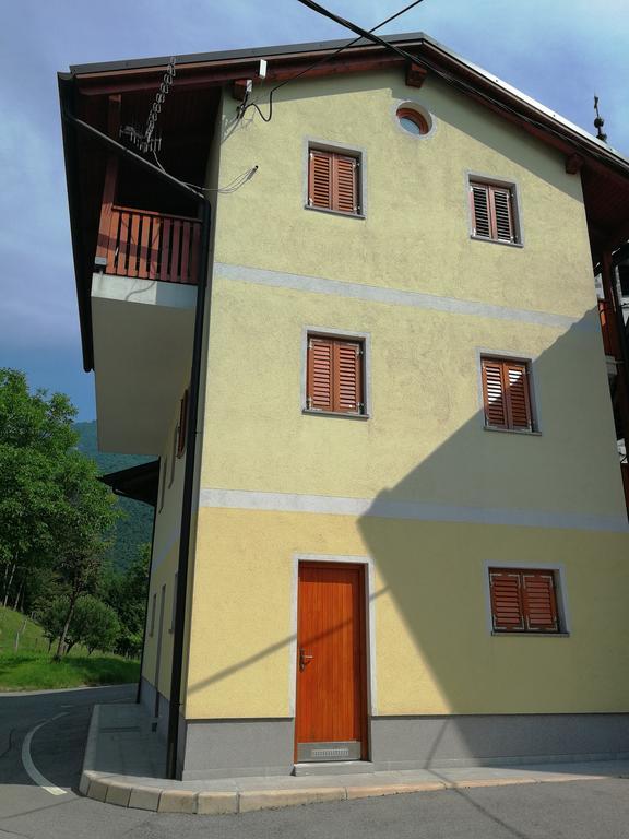 Hisa Kranjc Apartment Kobarid Bagian luar foto