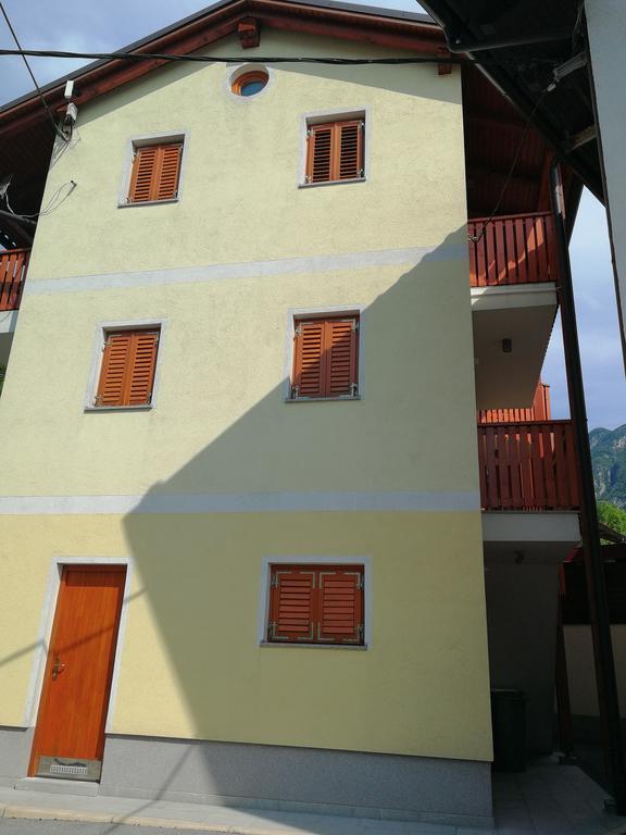 Hisa Kranjc Apartment Kobarid Bagian luar foto